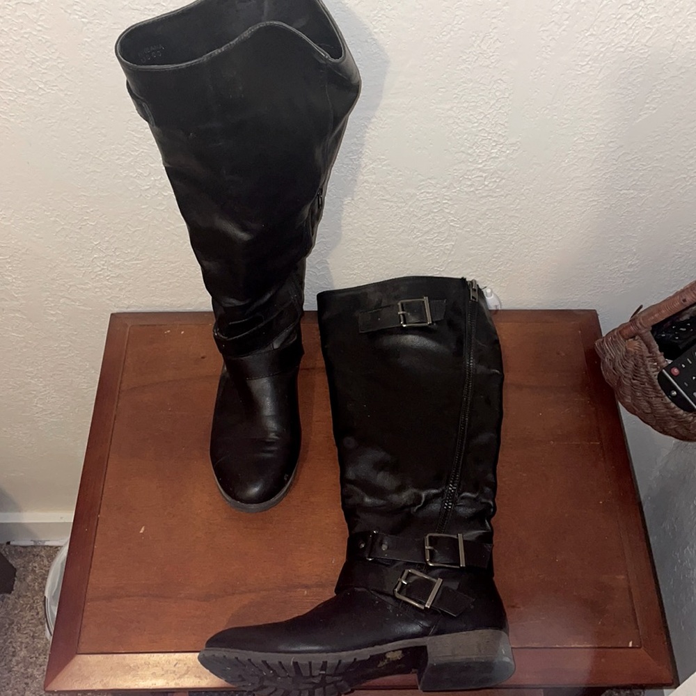 Like new moto boots